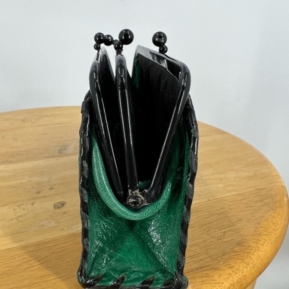 Handmade in Mexico vintage tooled green kiss lock change purse - Picture 4 of 16